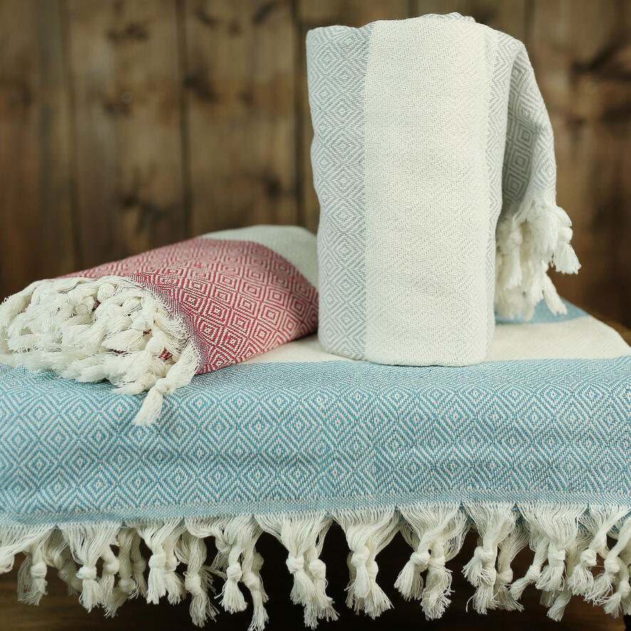 Table & Bathroom Essentials Add a touch of sophistication to your daily life with our table covers, towels, and more. Designed with care, these essentials combine practicality with premium quality.